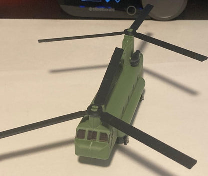 Beoals H-47 Chinook Helicopter Model Kit | Military Cargo Twin-Rotor Aircraft | DIY Assembly Toy | Educational & Collectible Scale Model for Kids & Adults