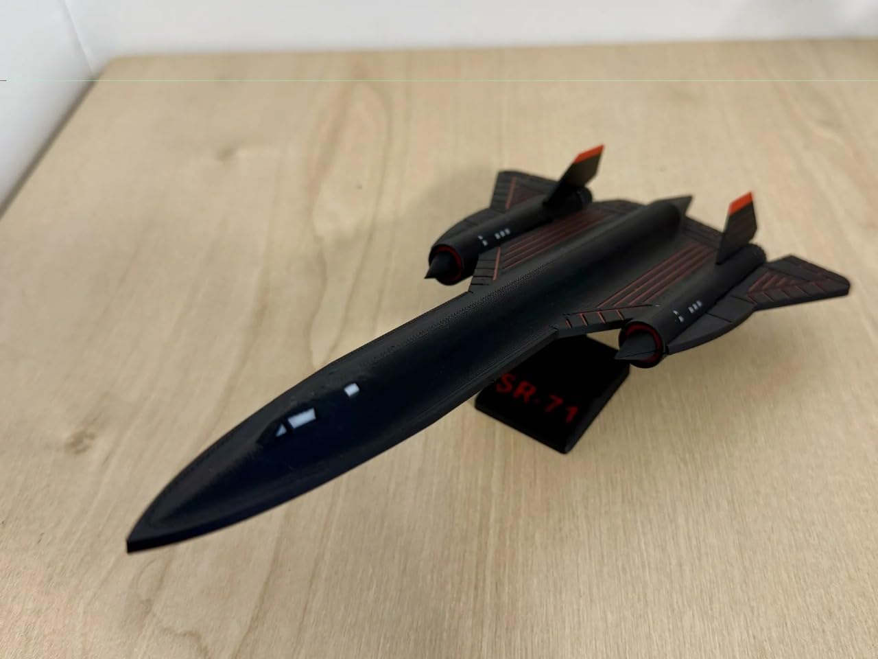 Beoals SR-71 Blackbird Aircraft Display Model | Matte Black Collectible Jet Plane | Die-Cast Desktop Scale Model with Stand | Aviation Gift for Collectors & Enthusiasts