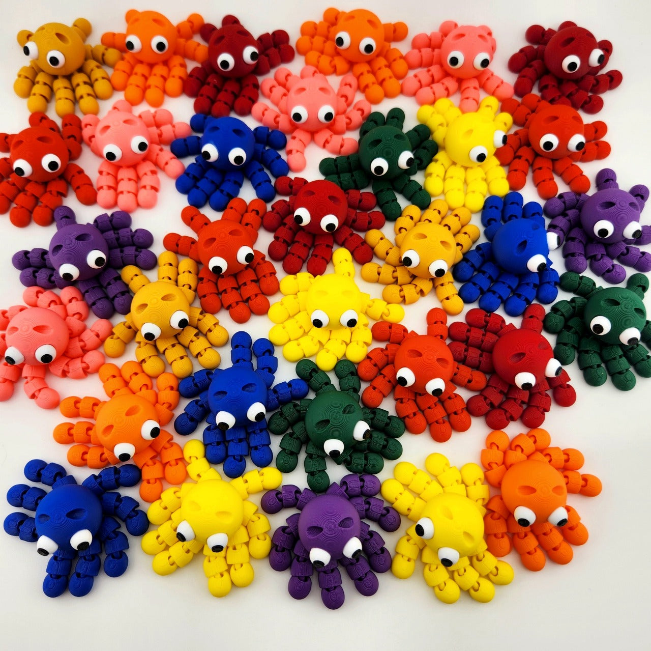 Beoals 3D Printed Octopus Keychain – Cute Flexible Mini Toy for Kids & Gifts (Set of 3 Colors)