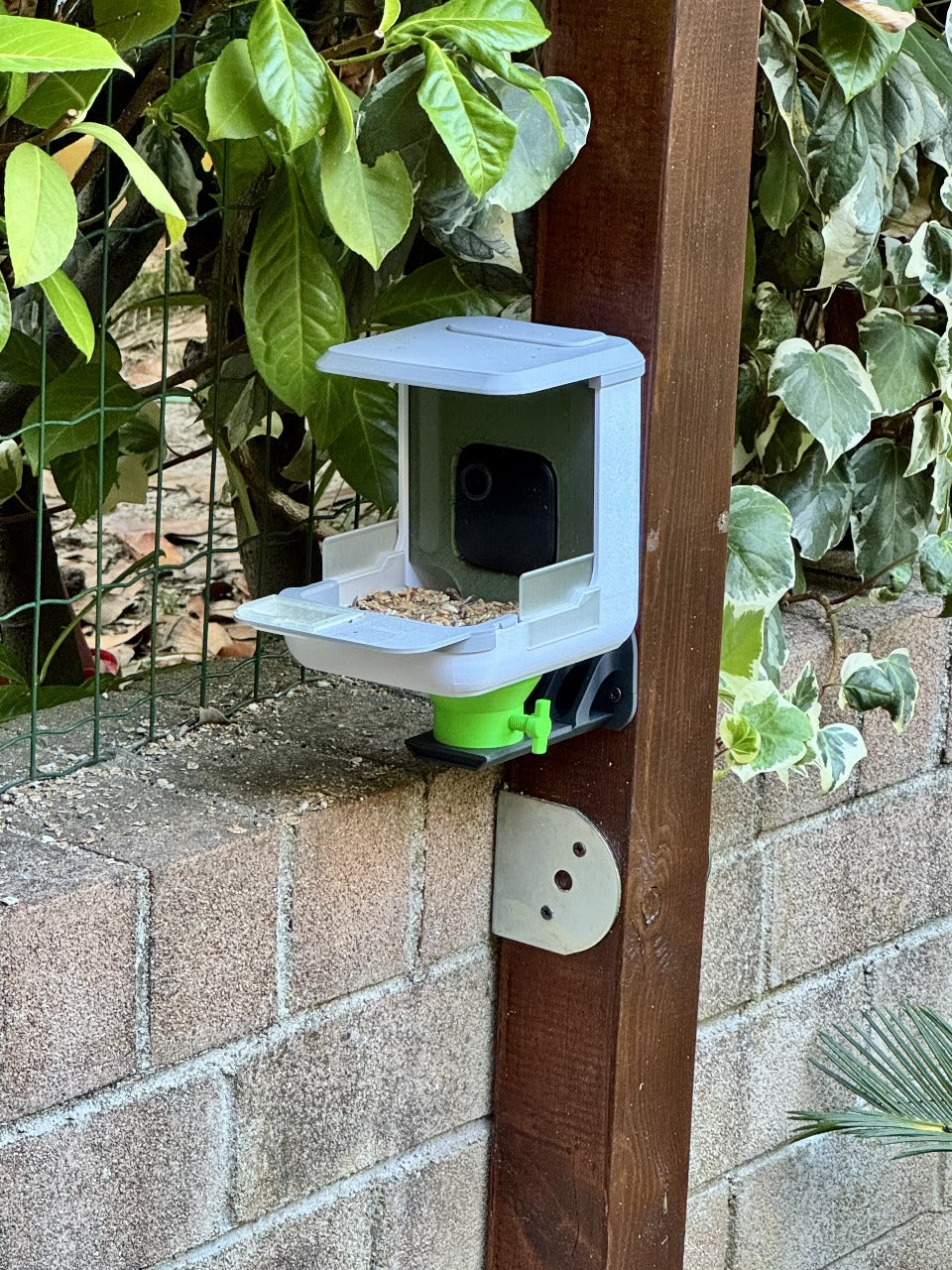 Beoals Smart Wi-Fi Bird Feeder for Blink Camera