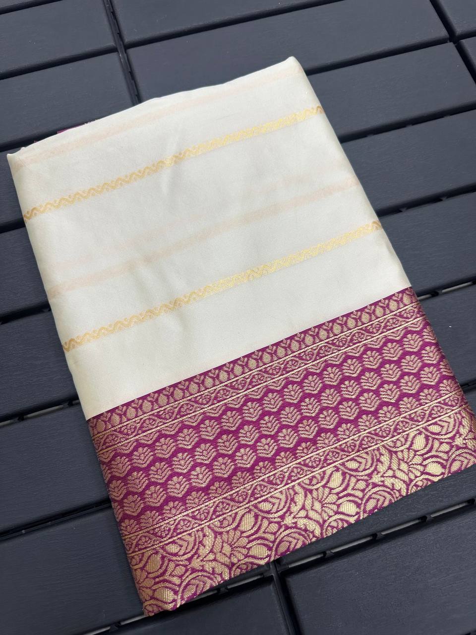 Kanjivaram Silk Sarees with Luxurious Zari Border, Rich Pallu, and Blouse Piece – Perfect for Weddings, Festive Celebrations, and Special Occasions