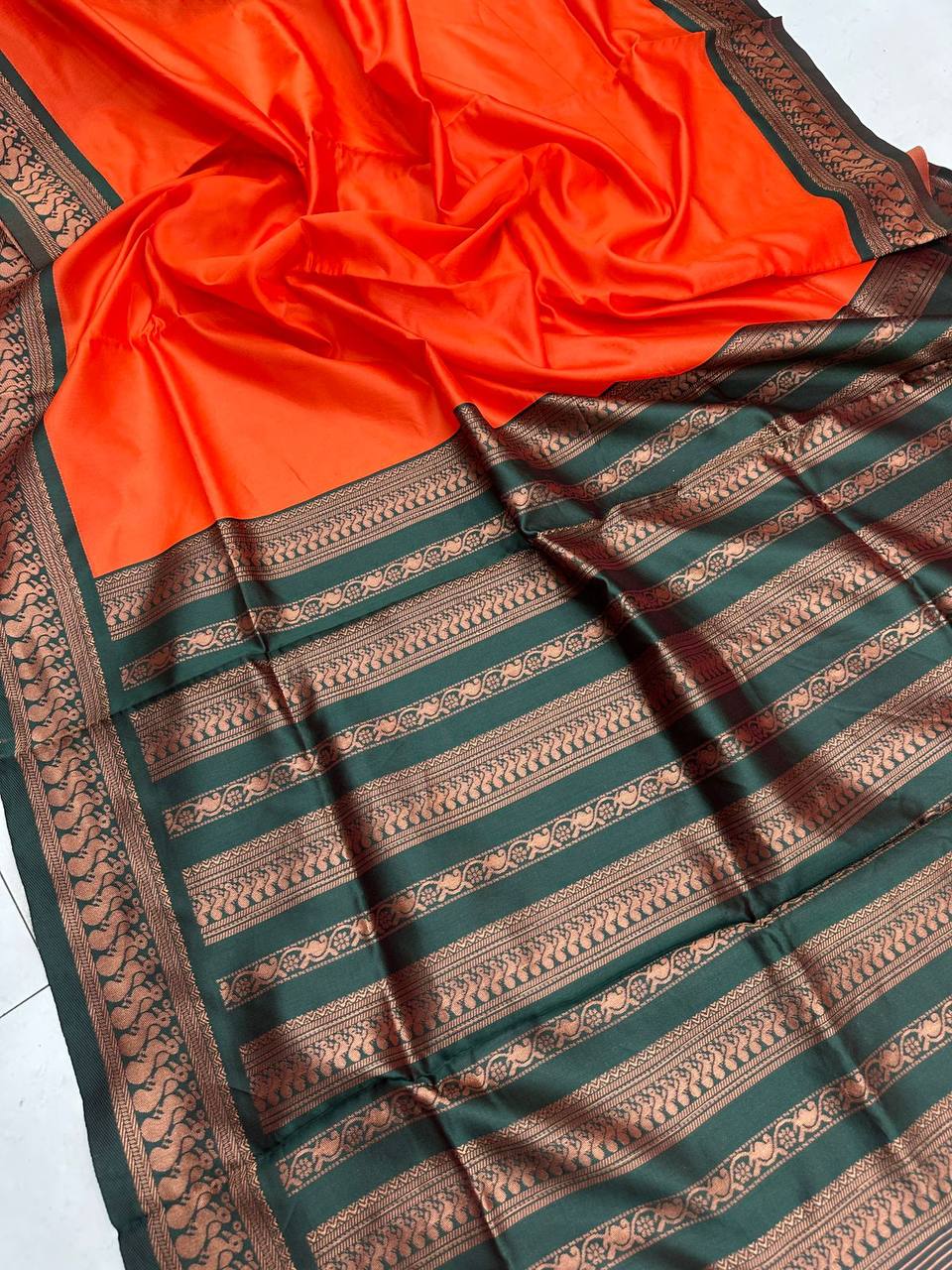 BANARASI SILK Women's Kanchipuram Kanjivaram Soft Silk Saree With Blouse Piece