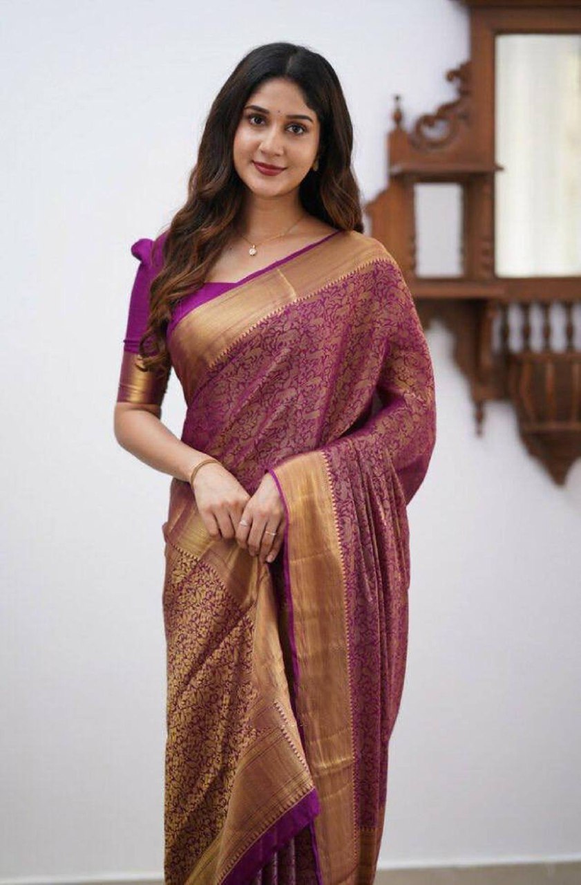 Pure Litchi Jaquard Silk Saree With Blouse Piece